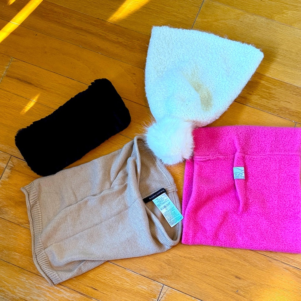 Stylish Winter Accessories Set - White, Pink, Tan, Black